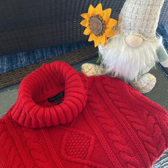 BR Red Cabled Heavyweight Sweater - Picture 7 of 10